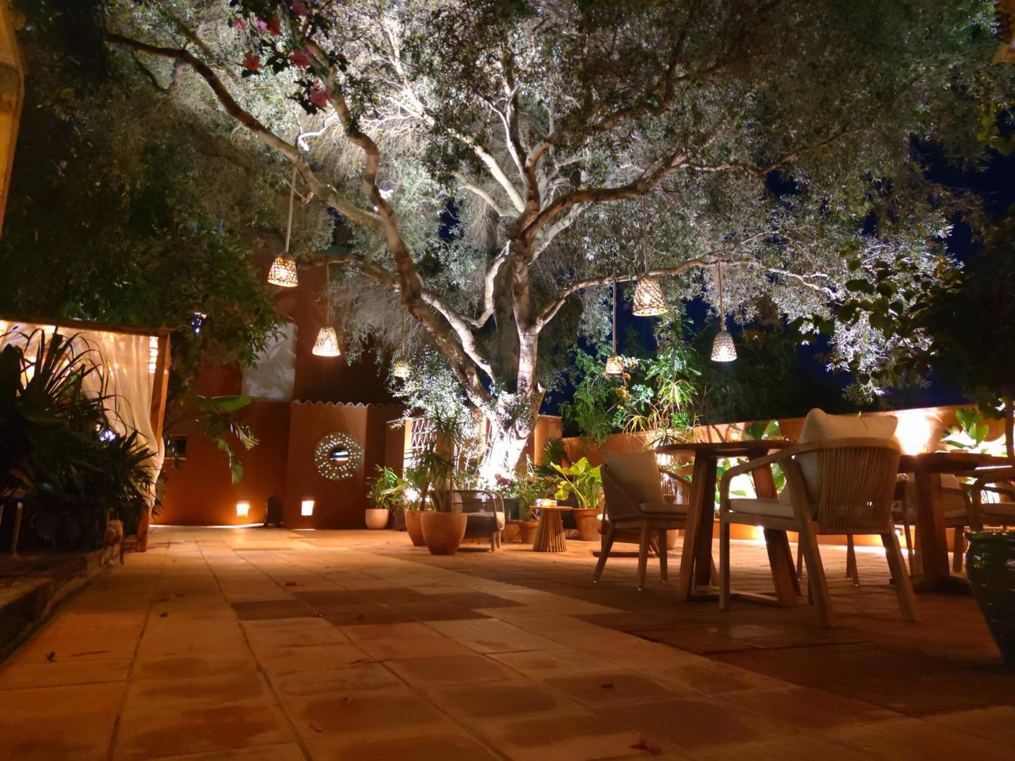 La Posada De Lola - Adults Only ボロニア エクステリア 写真